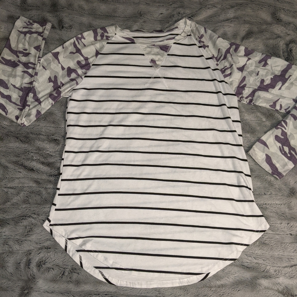 Camouflage and stripe long sleeve t-shirt